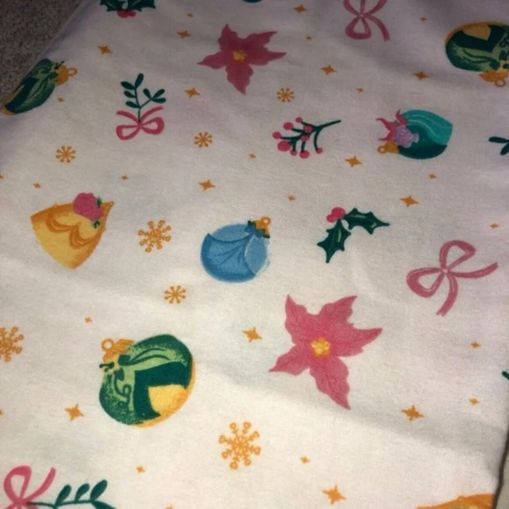 The Big One Disney Standard Pillowcase Set (2) Holiday Princess‎ Ornament Print